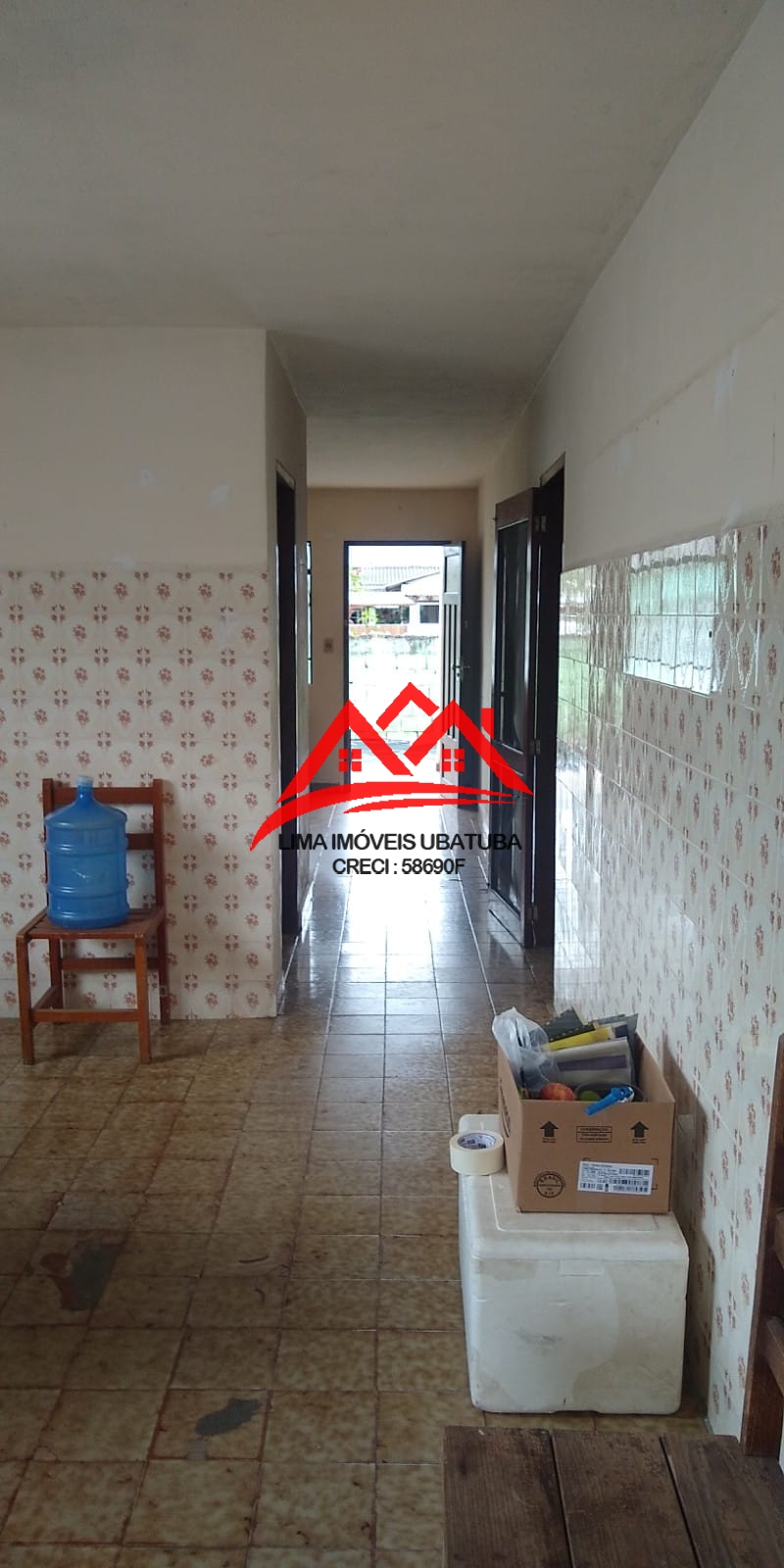 Casa à venda na Estufa I - Ubatuba, com 4 quartos e 3 banheiros