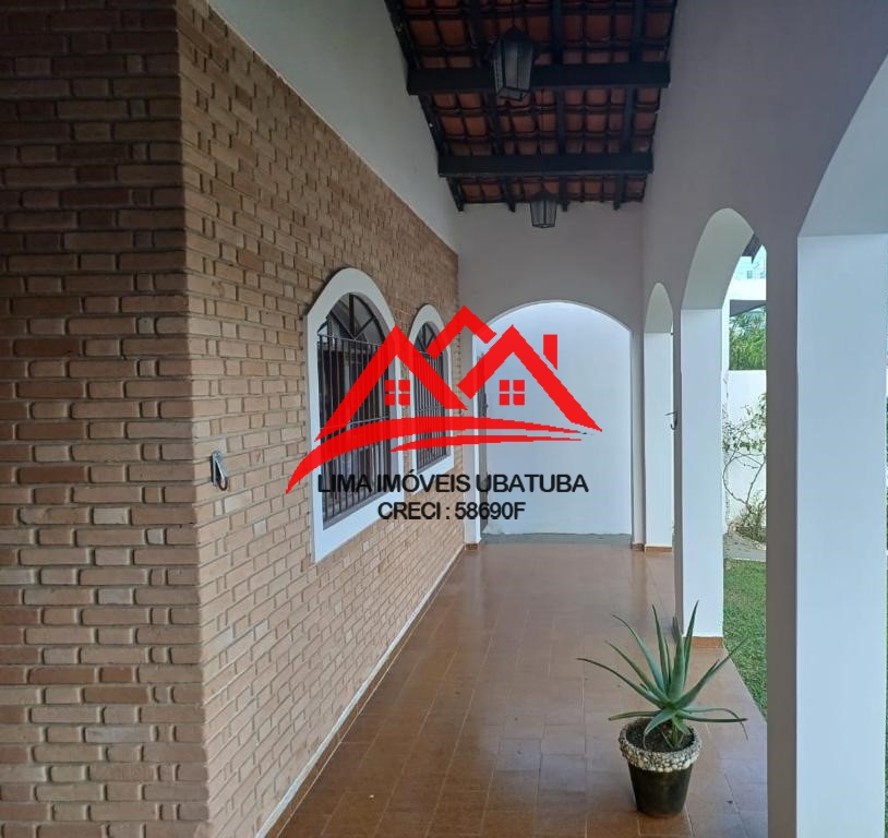 Casa no itaguá, ubatuba, com 4 quartos e 4 banheiros, mobili