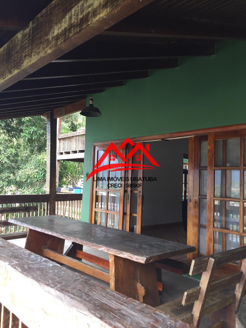 Casa em condomínio fechado na praia do tenório, ubatuba, com