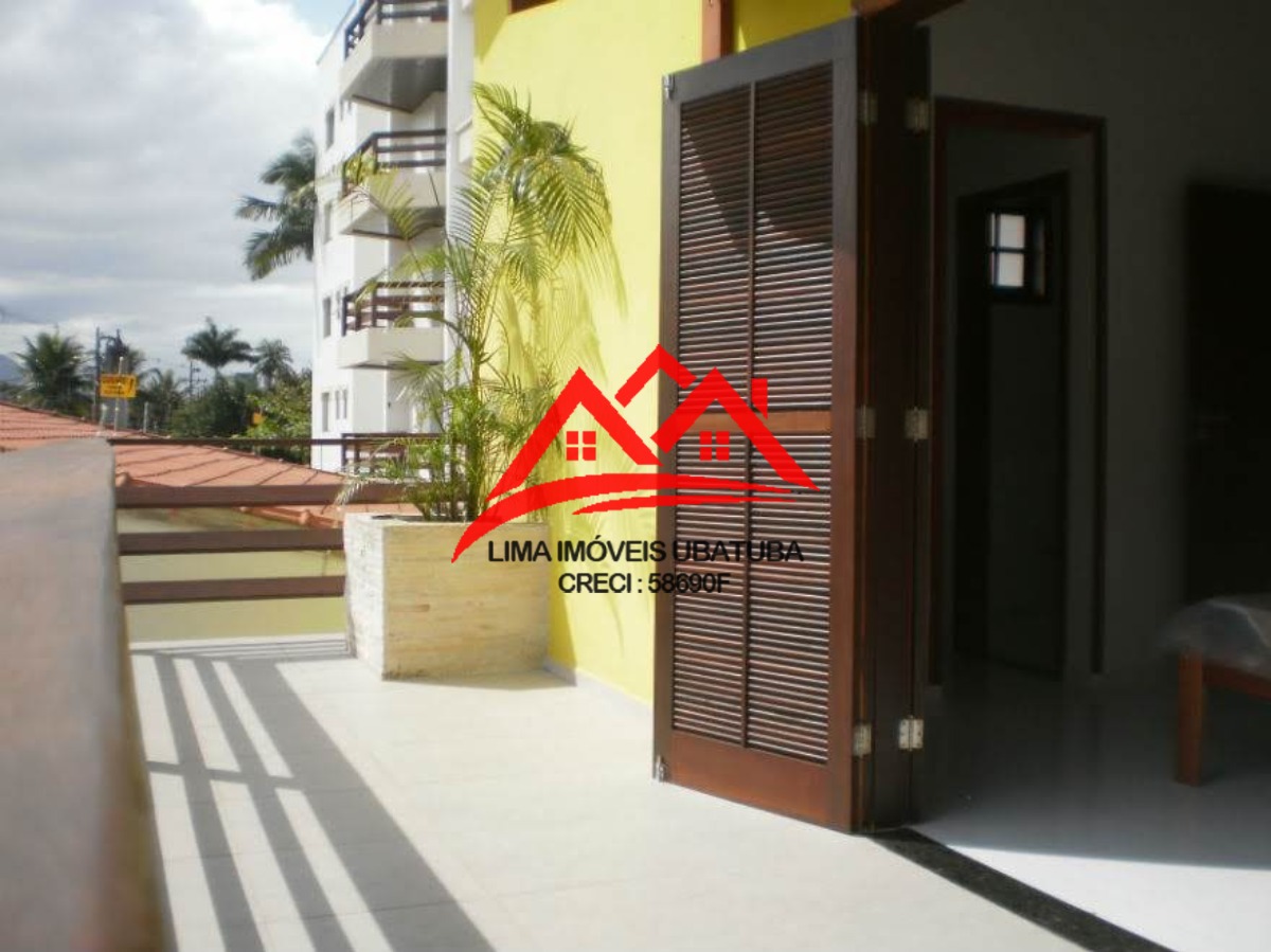 Casa Venda no Itaguá, Ubatuba, com 3 quartos sendo 2 suítes, 3 vagas, mobiliada.