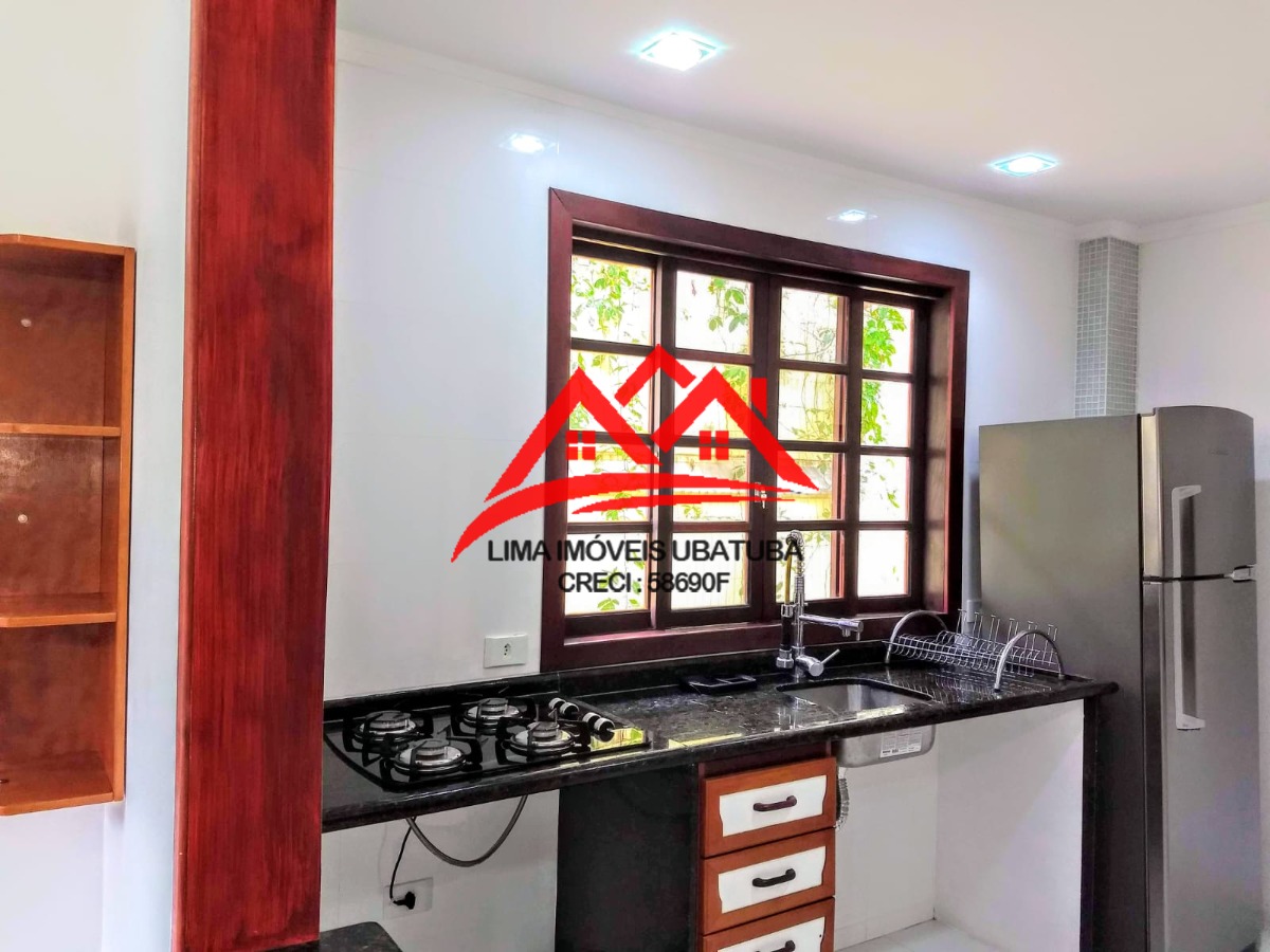 Casa Venda no Itaguá, Ubatuba, com 3 quartos sendo 2 suítes, 3 vagas, mobiliada.