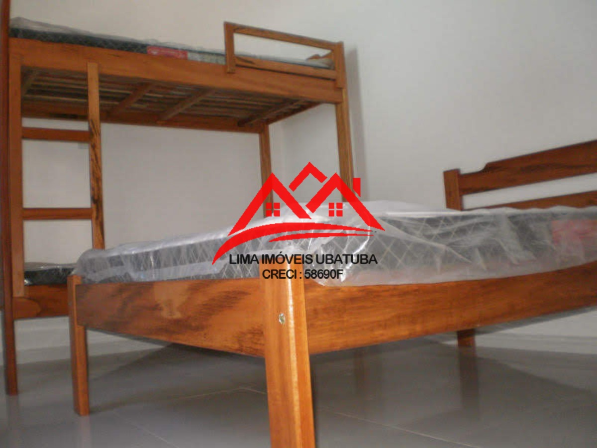 Casa Venda no Itaguá, Ubatuba, com 3 quartos sendo 2 suítes, 3 vagas, mobiliada.