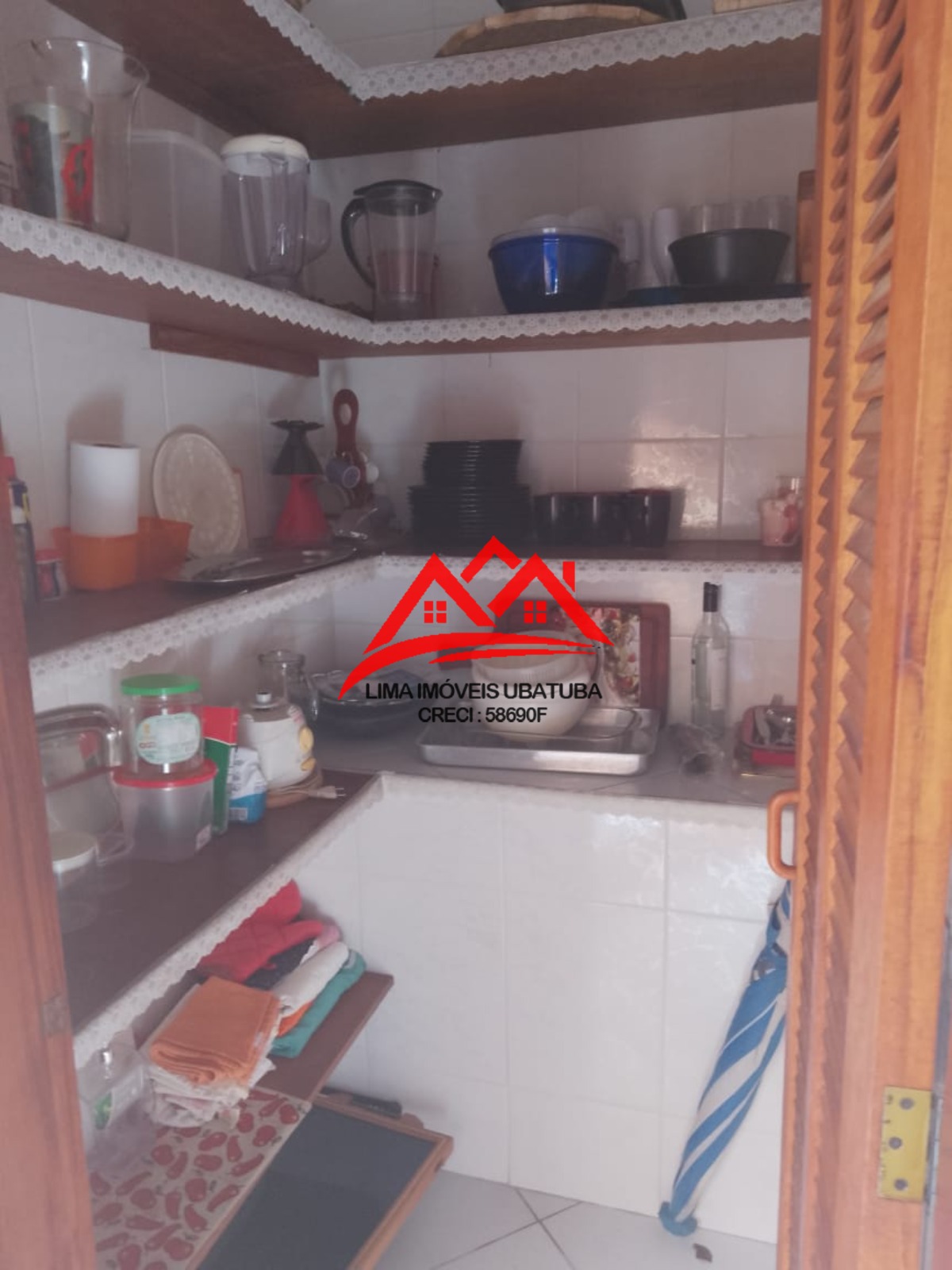 Casa venda no bairro do itaguá, ubatuba, primeira quadra , o