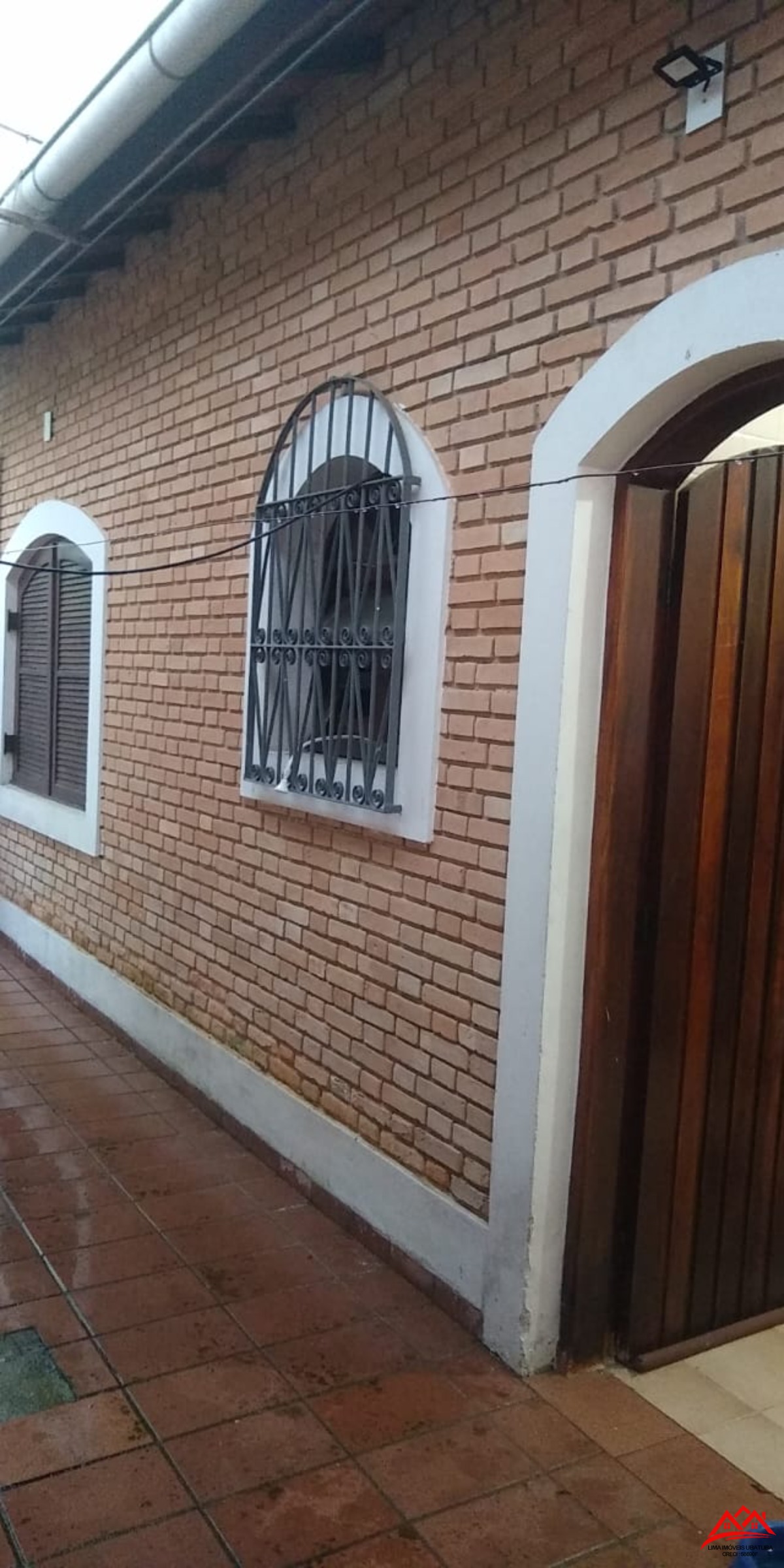 Casa venda bairro Itaguá, Ubatuba, 4 quartos, 3 suítes, 5 wc.