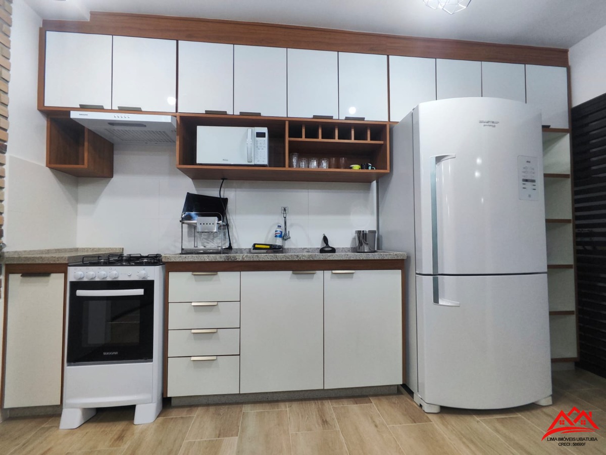 Apartamento em Ubatuba, bairro Itaguá, ESPETACULAR, 2 quartos(1 suíte), varanda gourmet e área de lazer ALÉM DA IMAGINAÇÃO!