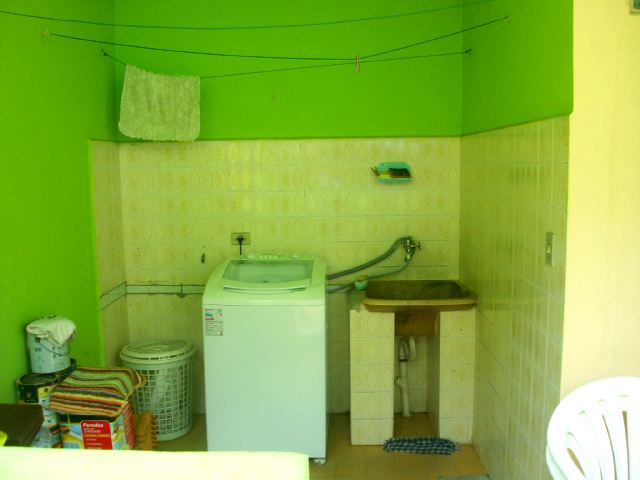 OPORTUNIDADE ÚNICA! no melhor local do Itagua. Casa venda Ubatuba, projetada para Hostels, Pousada e locação de apartamentos.